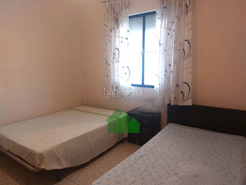 Foto b301c7e4-bf78-48fd-bef0-579cba5c9839. Casa c1048 venta de vivienda en planta baja, con fachada a dos calles y amplio patio. . en Guadiana