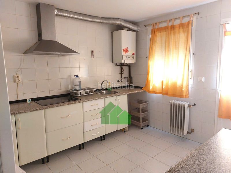 Foto ade1372b-c1d7-4615-9eee-2fefbce7e53c. Casa amb calefacció aparcament a Torremayor