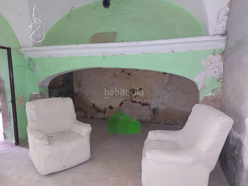 Foto d74596ad-4ec5-4c6f-88a5-3d60f316e7a9. Casa amb aparcament a Puebla de la Calzada