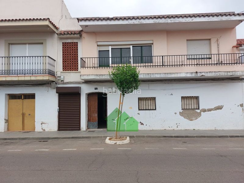 Foto f8ea5f20-59cb-4387-8d93-f690509c4816. Casa amb aparcament a Puebla de la Calzada