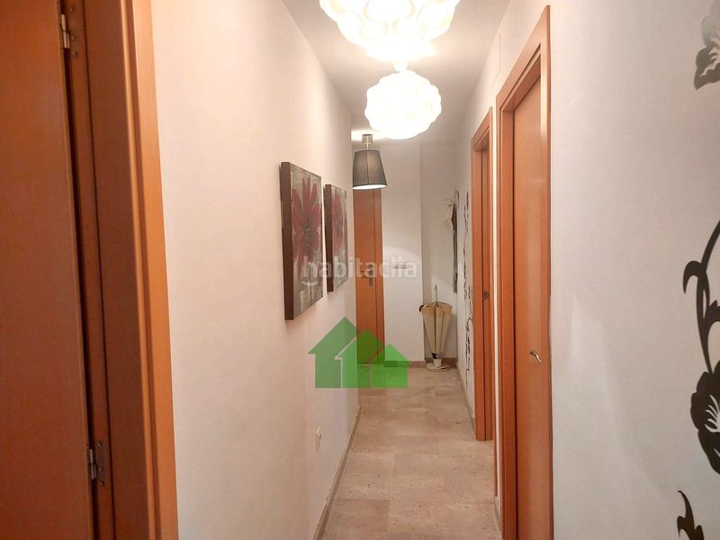 Foto a1ac0f24-6ba9-4936-bf31-cb9dabd80650. Pis amb aparcament a Montijo