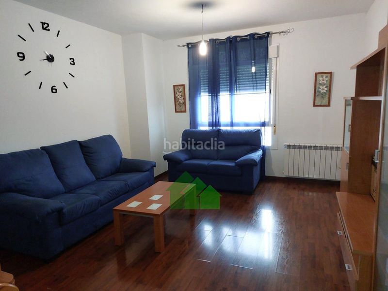 Foto 0f32dada-4613-4b29-807a-5ba0c54bc9c2. Pis amb aparcament a Montijo