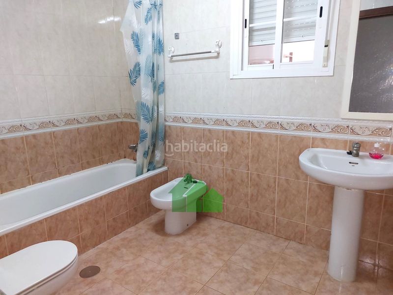 Foto 2606bed3-f47e-4675-9fda-8e3b37edaaf5. Pis amb aparcament a Montijo