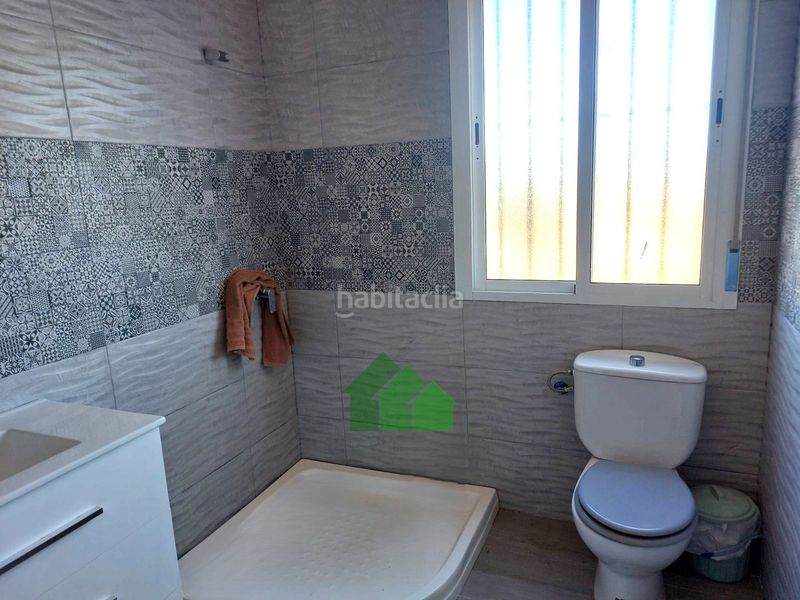 Foto dbe008d0-66f4-419f-8b0a-b6b57f97e937. Xalet a Montijo