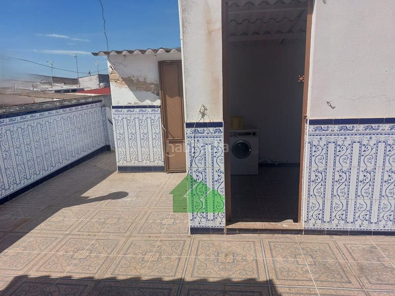 Foto 4486d976-4cf0-4394-bdbf-275d59406732. Casa amb aparcament a Montijo