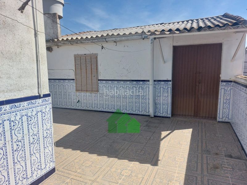 Foto 51f28e3a-9e12-4ea3-b4bc-6a7933e65ce4. Casa amb aparcament a Montijo