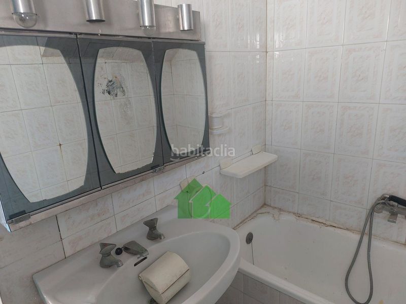 Foto f415f32d-9c6d-431f-8a78-cb7b7072882f. Casa amb aparcament a Montijo