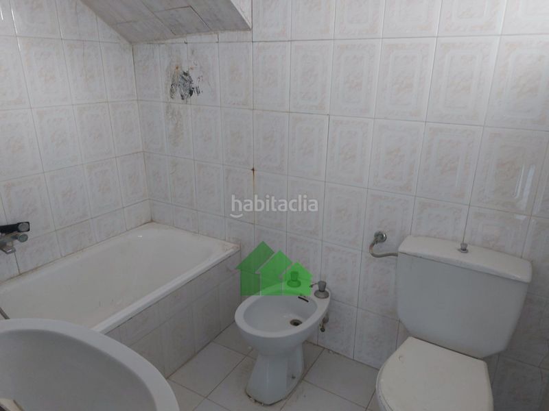 Foto fd2250fb-1171-43d1-aaba-8bf0d2017977. Casa amb aparcament a Montijo