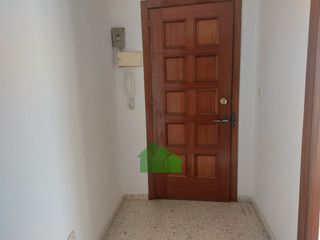 Appartement à Montijo. P248 venta de piso planta tercera, sin ascensor. plaza del molin