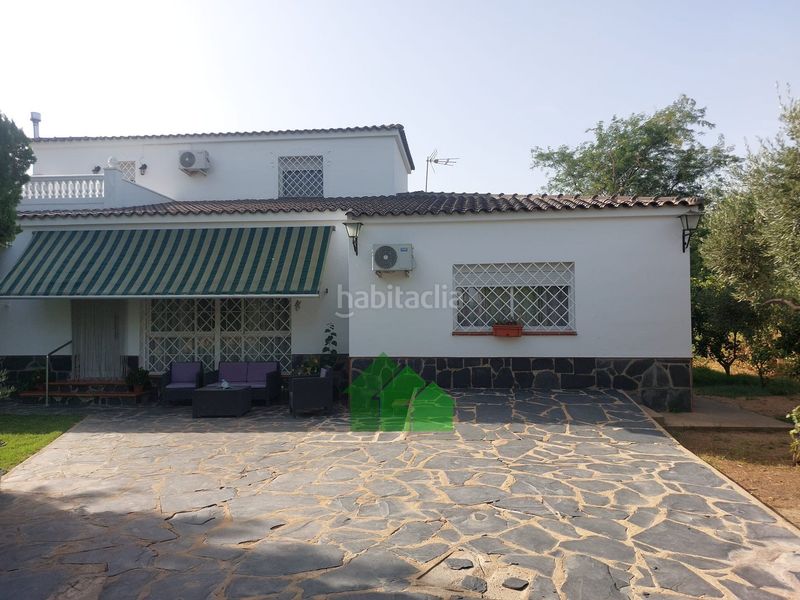 Foto d37e315a-7973-4441-ae45-e1c4f8b27329. Xalet amb piscina a Torremayor