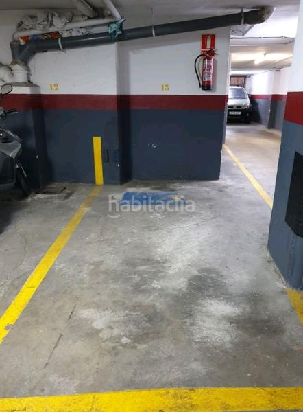 Foto ef7feefc-286c-4719-b016-4b3cfeb09912. Parking voiture dans La Nova Esquerra de l´Eixample Barcelona