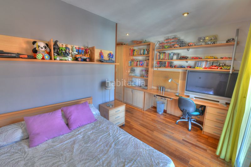 Foto 6c0e23c7-c74a-4e9c-b69a-666de2b922e1. Casa adossada amb calefacció aparcament a Sant Andreu de Palomar Barcelona