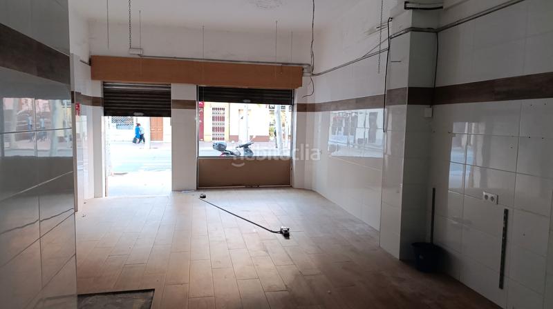 Foto a931d886-408a-4d58-b46c-ec0a7360487f. Alquiler local comercial local en lloguer pi i molist en Barcelona