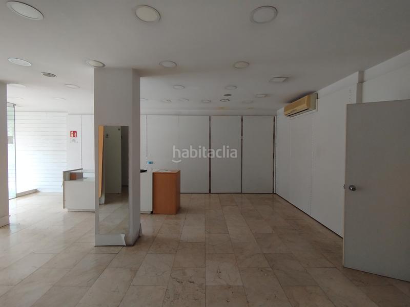 Foto 29f9c30b-fb33-4509-833e-fd477cf825fe. Local comercial a Horta Barcelona
