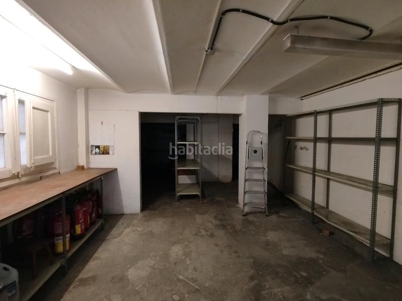 Foto 83335823-a76a-46d0-83d7-a4967a576a6a. Local commercial dans Horta Barcelona