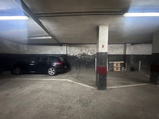Lloguer Aparcament cotxe  Carrer de rubén darío. Plaça d'aparcament ruben dario