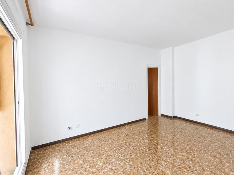 Foto f35000cb-042b-4554-b745-b28ad5b3dc76. Pis a Congrés - Indians Barcelona