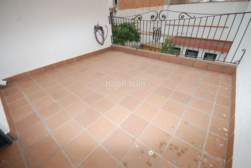 Foto 4586b88f-9c8d-4937-92c1-71d74a02f583. Casa amb calefacció a Sant Andreu de Palomar Barcelona