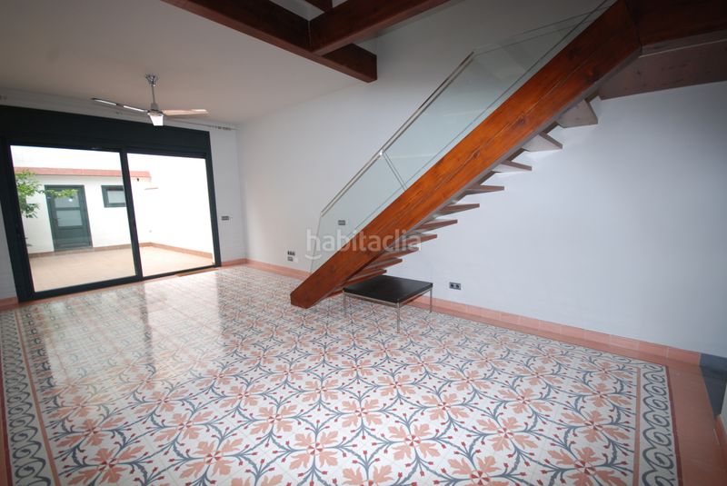 Foto b6cef690-78bc-477d-b41c-a3ac99166870. Casa amb calefacció a Sant Andreu de Palomar Barcelona