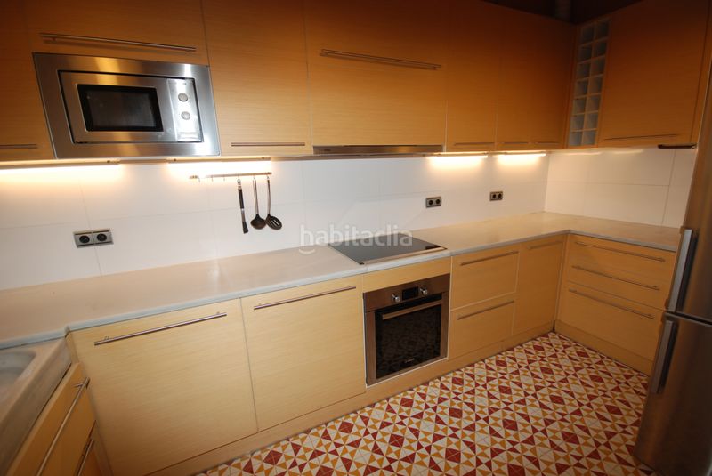 Foto c46543f6-5246-483b-8e75-95f3f4acbbdc. Casa amb calefacció a Sant Andreu de Palomar Barcelona