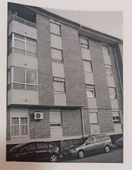 Pis  Calle comendador alcañiz. Piso en sax