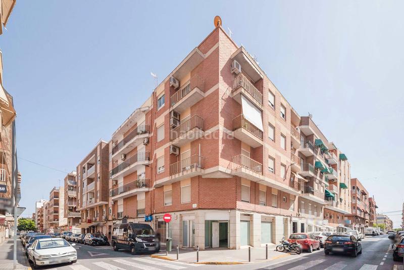 Foto 45f712f2-a3f5-4c5f-ad5f-7e35fe8e5e75. Local comercial local en carrús en Carrús Oeste Elche / Elx