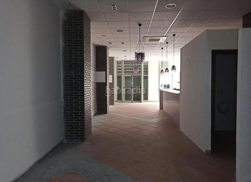 Foto 0d436e2f-5d05-4e97-bcb2-62e60f25482e. Local comercial local en muchamiel en Centro Mutxamel