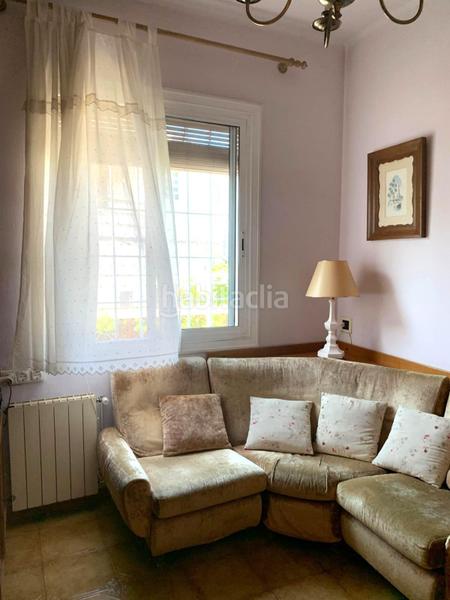 Foto 1574e0e5-bccd-4a7a-8475-b6445ee0be5a. Casa  unifamiliar de dos plantas con jardín y anexo independiente en zona residencial en Mataró
