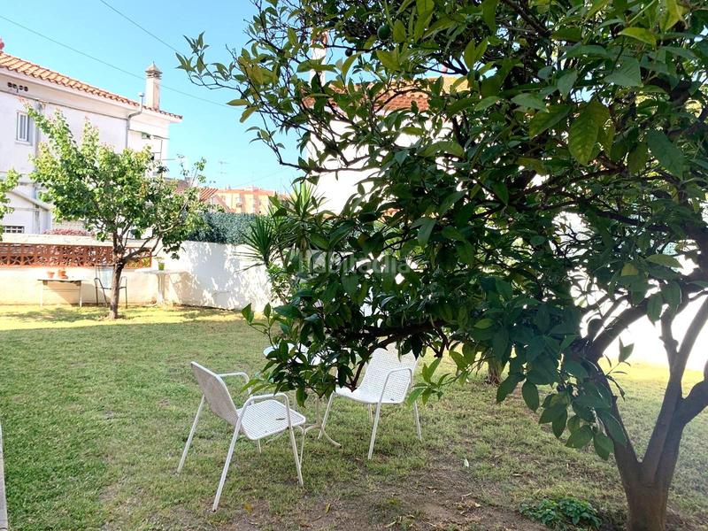 Foto 184efc2b-77a5-4028-b0b4-257d0e6df81e. Casa  unifamiliar de dos plantas con jardín y anexo independiente en zona residencial en Mataró