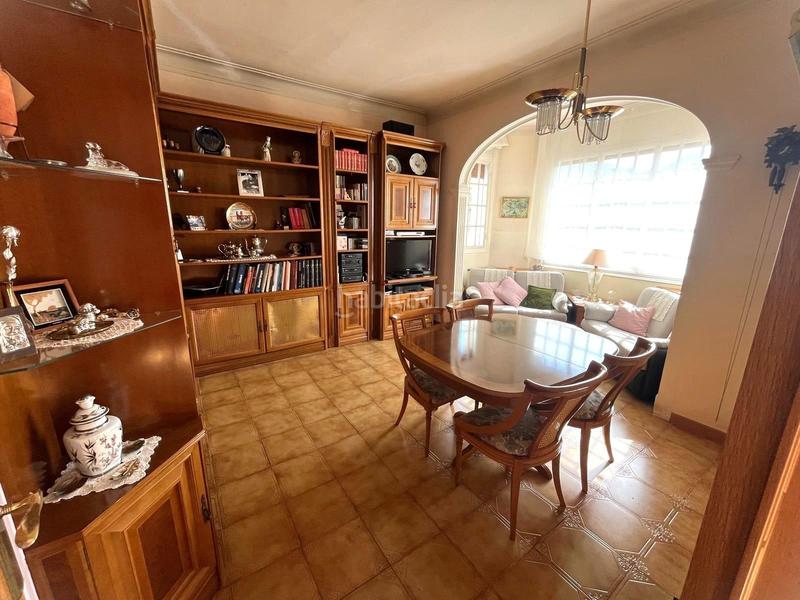 Foto 6c38f5e5-cc09-4536-a666-4a0de7c57aaa. Casa  unifamiliar de dos plantas con jardín y anexo independiente en zona residencial en Mataró