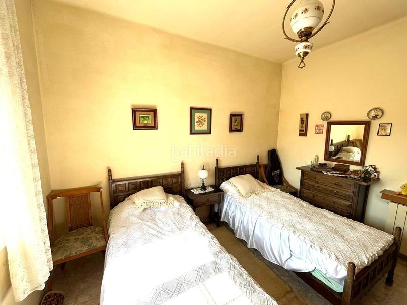 Foto 74d1404c-c609-474e-947a-30effbdc2547. Casa  unifamiliar de dos plantas con jardín y anexo independiente en zona residencial en Mataró