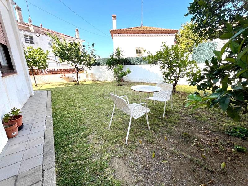 Foto 759b4e72-5a1c-4121-8510-bd657b05a659. Casa  unifamiliar de dos plantas con jardín y anexo independiente en zona residencial en Mataró