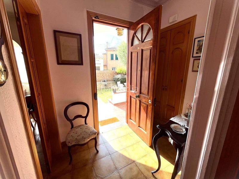 Foto 78a2a324-9a80-4ecc-bbae-2e06365f246d. Casa  unifamiliar de dos plantas con jardín y anexo independiente en zona residencial en Mataró