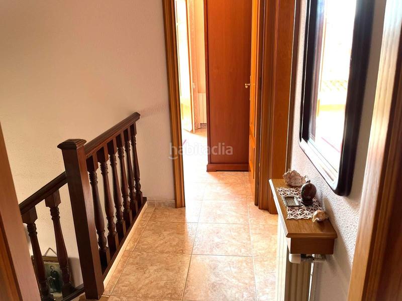 Foto 96bf6d1b-de76-4cd0-bb30-d67cc8c94351. Casa  unifamiliar de dos plantas con jardín y anexo independiente en zona residencial en Mataró