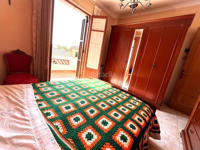 Foto defd72c9-2c9c-4575-8e20-d03f2945b415. Casa  unifamiliar de dos plantas con jardín y anexo independiente en zona residencial en Mataró