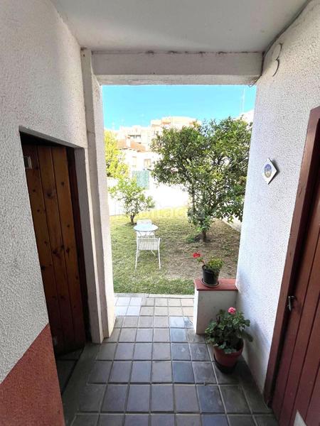 Foto eafc2531-6072-4a05-b661-c31c2032cfbd. Casa  unifamiliar de dos plantas con jardín y anexo independiente en zona residencial en Mataró