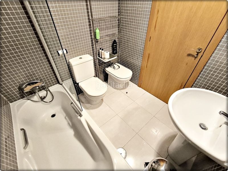 Foto 473ba6b0-2d4c-4844-b772-510f272c9b3e. Lloguer dúplex amb aparcament piscina a Corea Gandia