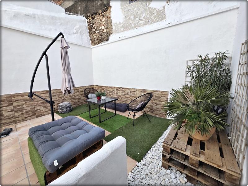 Foto fa405d3c-20d8-4177-ac08-ca7a8f52d42b. Casa preciosa casa con patio y terraza en Palma de Gandía