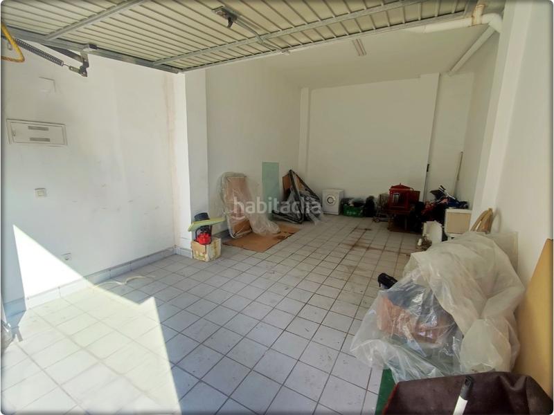 Foto b08d2c97-db46-423f-ad30-104c90ab2ef2. Car parking in Beniarjó