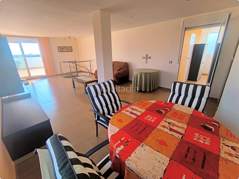 Foto f7554d94-d9ba-4e43-a0da-274602cfb68b. Affitto duplex in Miramar
