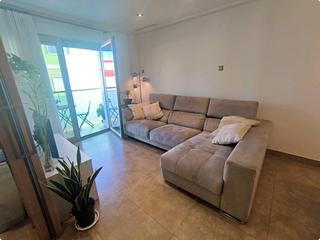 Miete Etagenwohnung in Bellreguard. Piso moderno en alquiler de larga duración