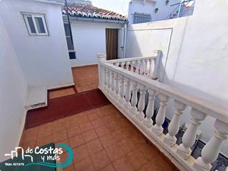 Casa en Bellreguard. Bonita casa en bellreguard con patio y terraza