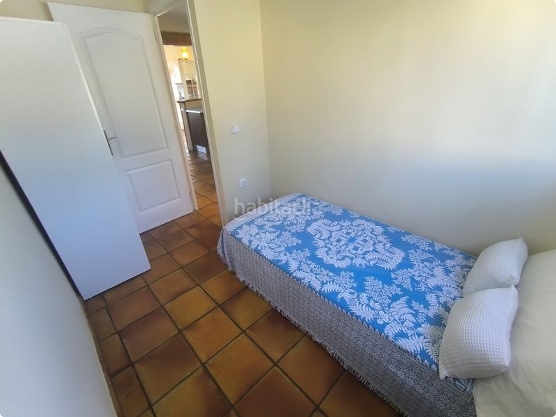 Foto 248e813b-44aa-4104-95fb-2900e95be718. Casa amb aparcament a Oliva playa Oliva