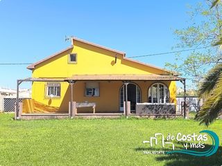 Casa a Oliva Playa. Esta casita es de chocolate