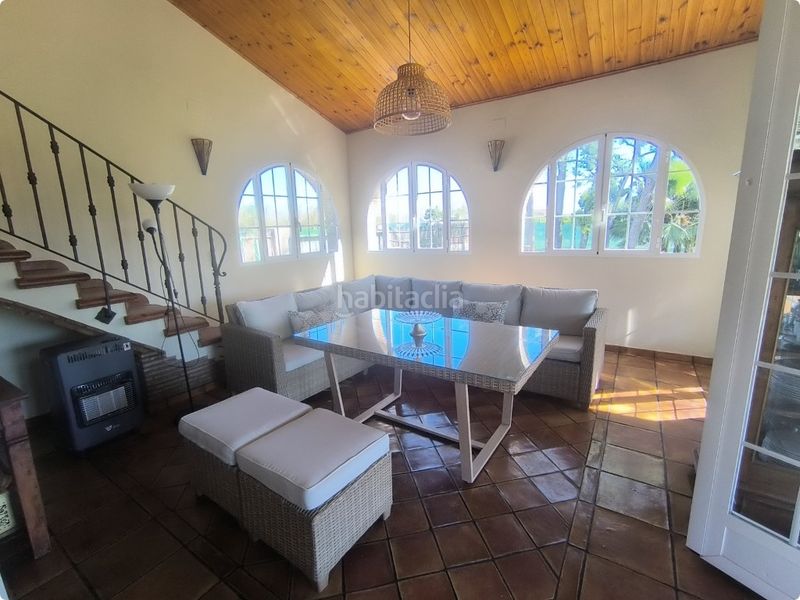 Foto 6bbd1441-3f1d-45b3-8914-3b0ec00031d6. Casa amb aparcament a Oliva playa Oliva