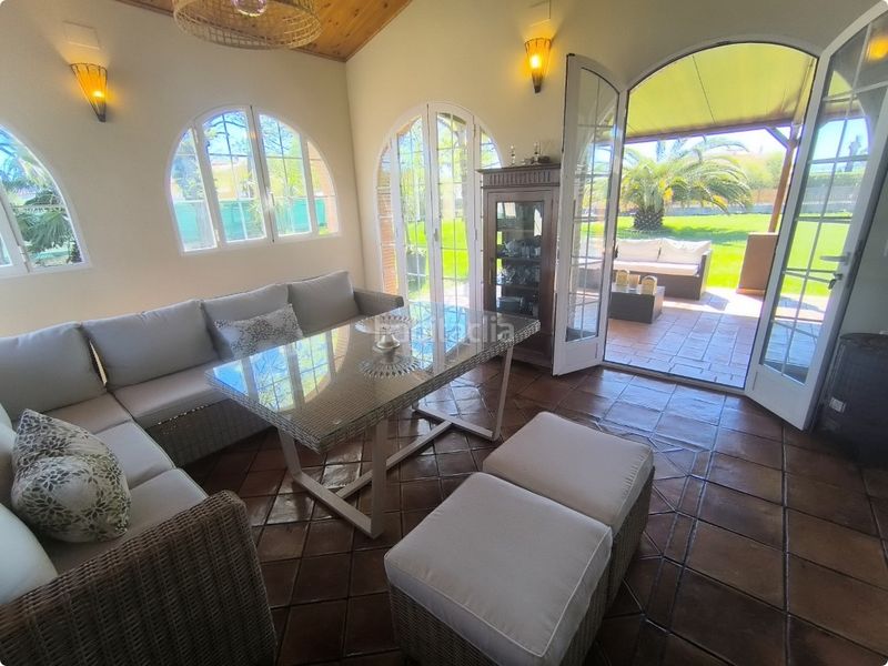 Foto 80533fe6-222f-4527-8757-7f85b9338cff. Casa amb aparcament a Oliva playa Oliva