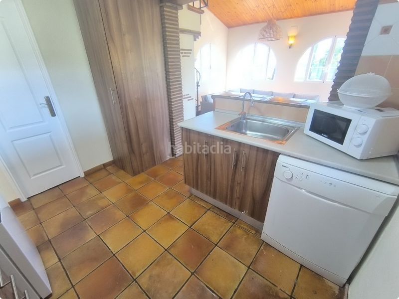 Foto b9aad43f-3730-4160-9fca-87e4549e997b. Casa amb aparcament a Oliva playa Oliva