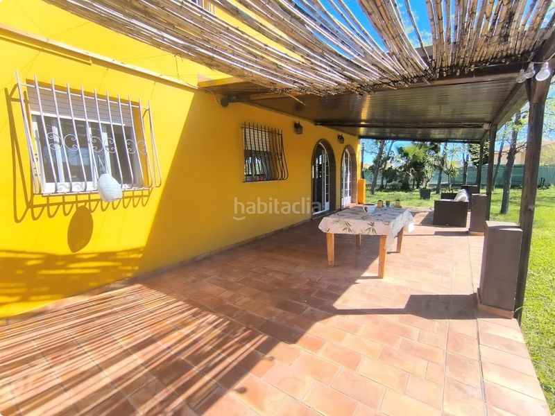 Foto ec12b2ae-fca9-4ca9-b061-b81f7763fa2e. Casa amb aparcament a Oliva playa Oliva