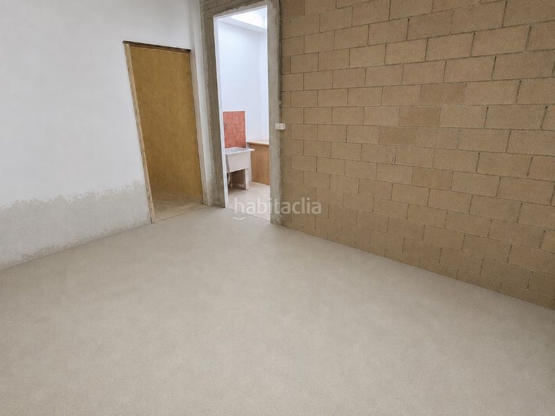 Foto cbf1d3b2-ace9-48b3-a4fd-63b44fcf6158. Affitto locale commerciale in Bellreguard