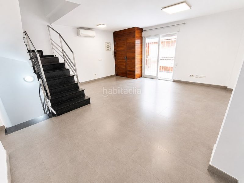 Foto 640fd9f6-f59b-4daa-ba40-1b62c09696ba. Casa adossada amb aparcament a Bellreguard